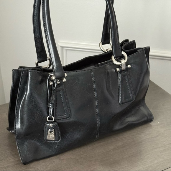 LIZ CLAIBORNE Black Shoulder/Hobo Handbag - Picture 5 of 13